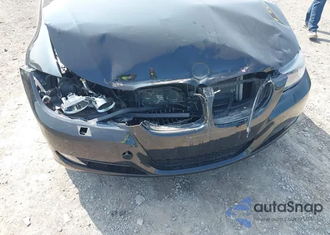 2010 BMW 328I xDrive z USA, uszkodzony, nr VIN WBAPK5C53AA653556